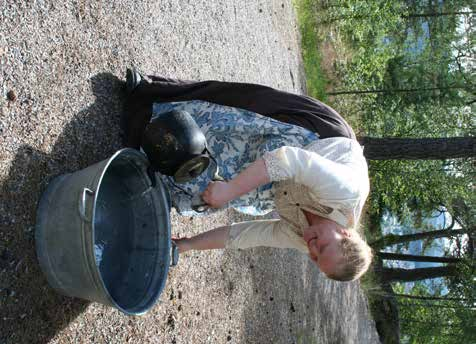 Huset från förr i tiden Är ni nyfikna på hur det var att vara barn i Medelpad förr i tiden? Då ska ni komma med oss in i Röklandsgården.