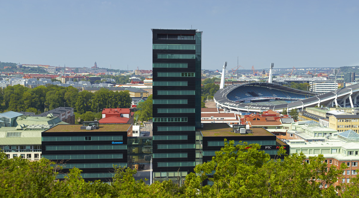 Skanska Sexmånadersrapport, januari juni 7 Investeringar och desinvesteringar Investeringar och desinvesteringar Mdr kr 1 8 6 4 2-2 -4-6 -8 29 21 211 kv3 kv4 kv1 kv2 Desinvesteringar, Investeringar,