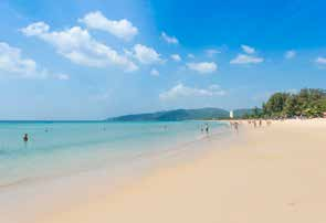 Bra att veta om Phuket Phuket är den största turistön i Thailand. Här finns allt du kan önska dig för en bra semester. Du hittar allt ifrån lugna stränder till spännande shopping och nattliv.
