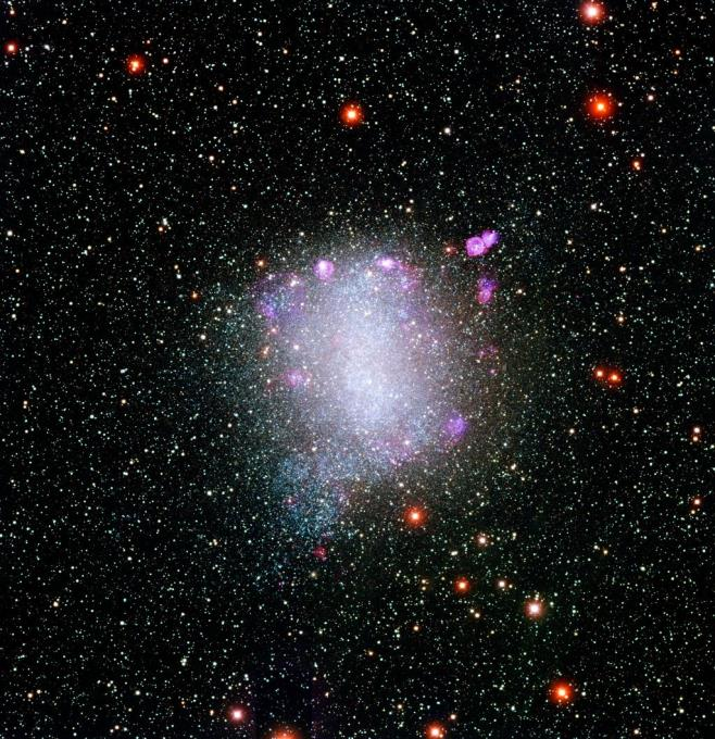14 Först efter NGC 6822 tog Hubble på allvar itu med Andromedasystemet, och sen rullade historien på som vi vet.