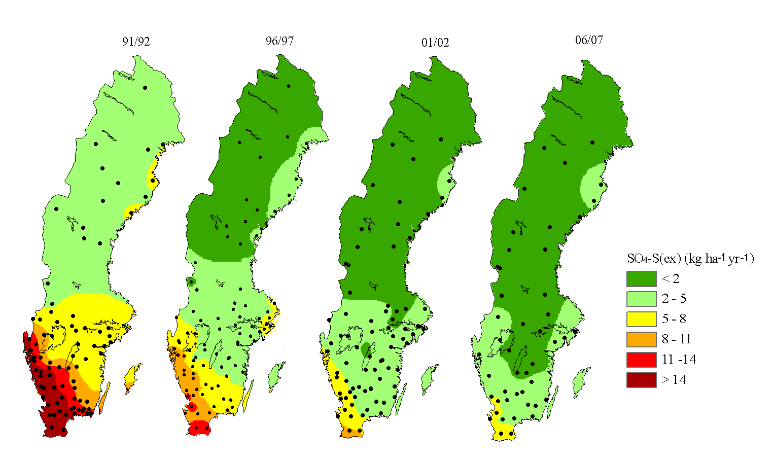 Figur 1. Förändringar av det årliga nedfallet av svavel till granskog i Sverige för olika år med fem års mellanrum, interpolerat från krondroppsmätningar.