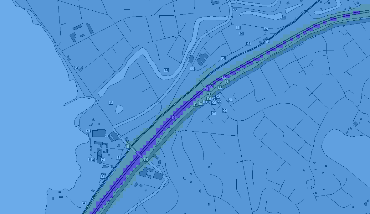 Figur 46. Årsmedelvärdet av kvävedioxid år 2020 med trafikplats med 90 km/h på E 20. Figur 47.