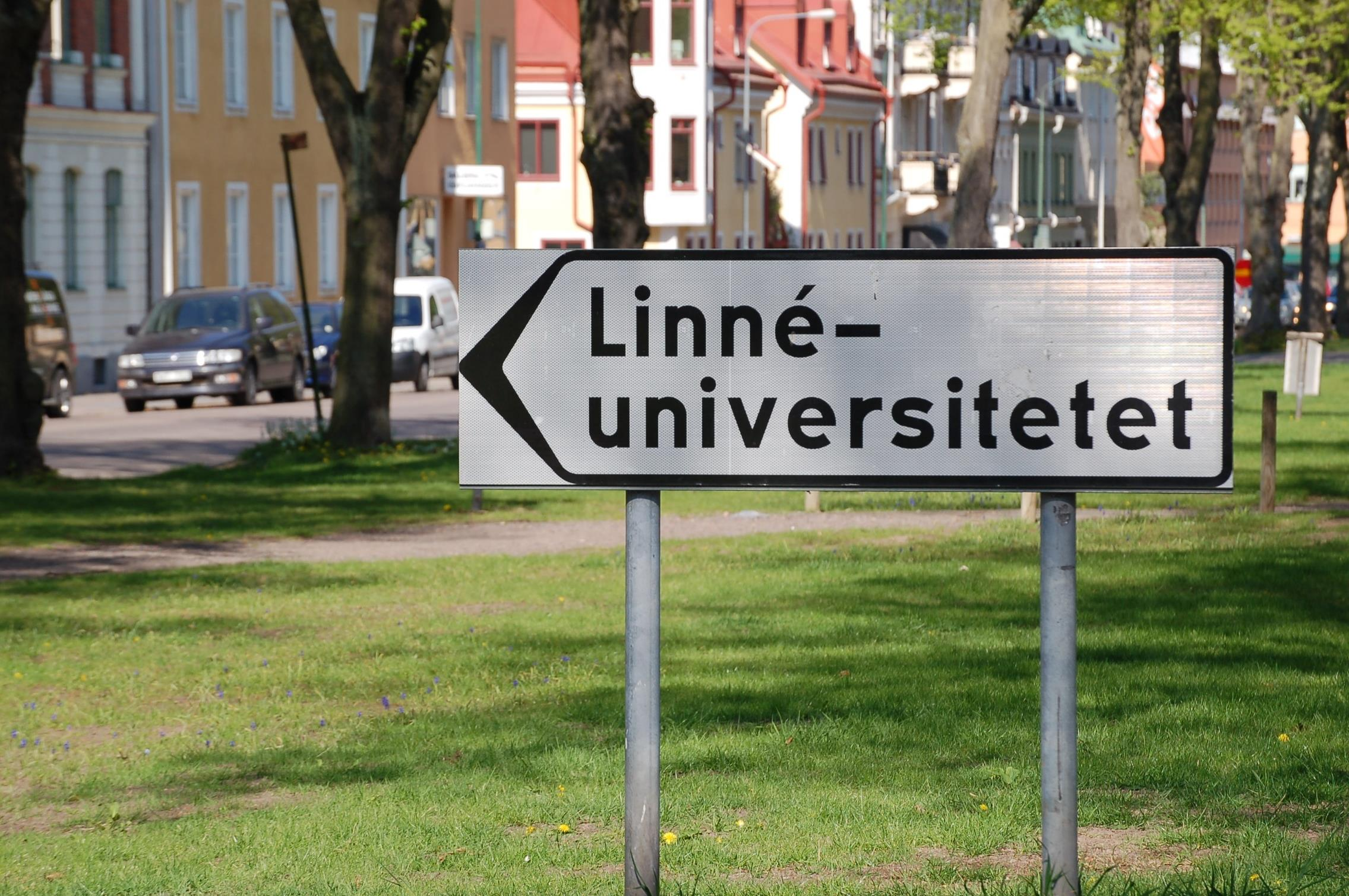 1 DEN ATTRAKTIVA REGIONEN SLUTRAPPORT Pilotprojektet LINNÉSTRÅKET Trafikverket, Linnéuniversitetet Regionförbundet