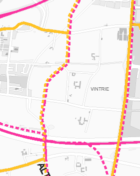 Intressekonflikter 142 53 OLIKA FÖRUTSÄTTNINGAR FÖR FASTIGHETSÄGARNA Förutsättningarna för fastighetsägarna i planområdet kommer att drastiskt ändras när den huvudsakliga markanvändningen går från