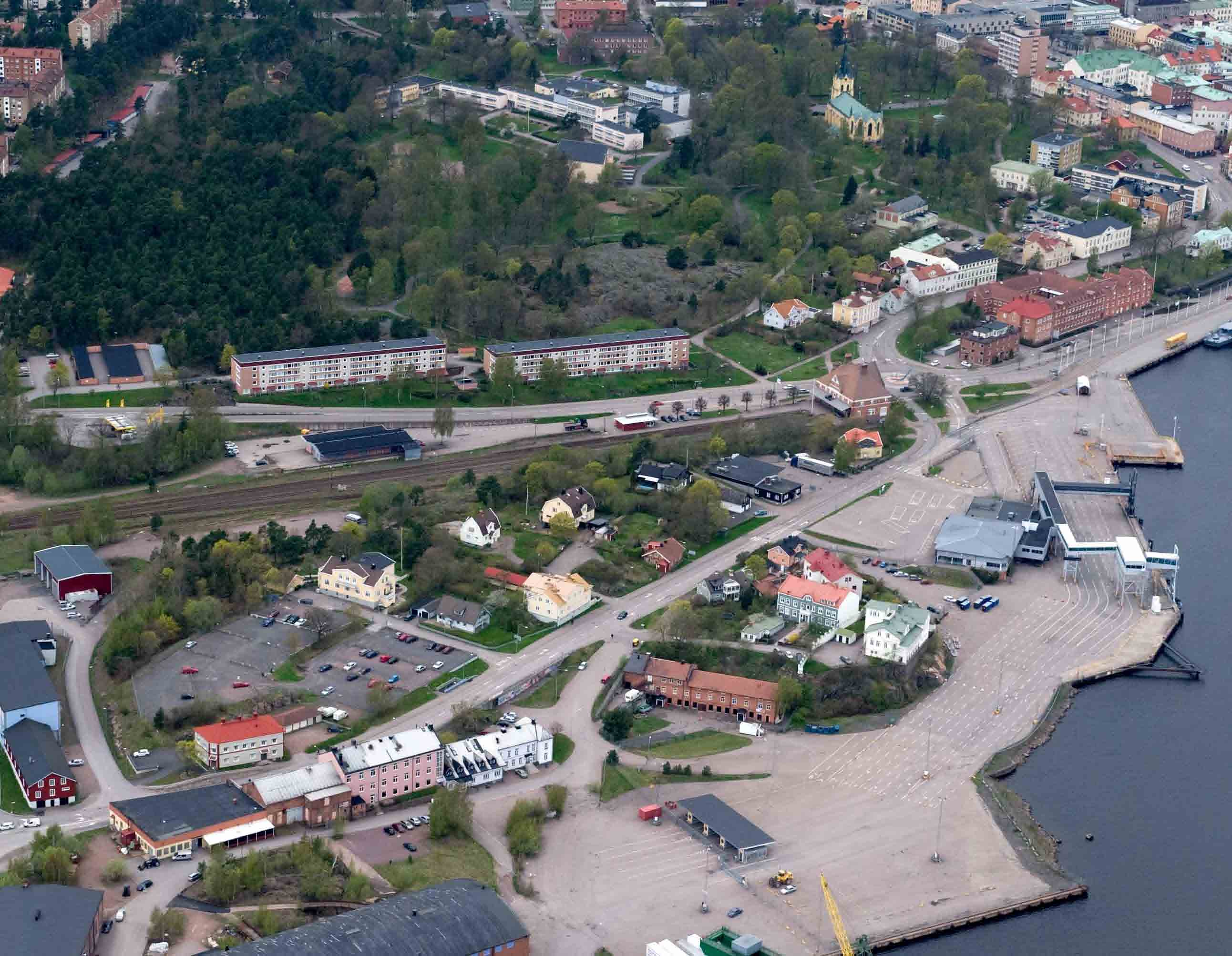 ANTAGANDEHANDLING PLANBESKRIVNING Detaljplan för del av Oskarshamn 3:1 med flera fastigheter Färjeterminalen Centralorten, Oskarshamns kommun Upprättad av samhällsbyggnadskontoret