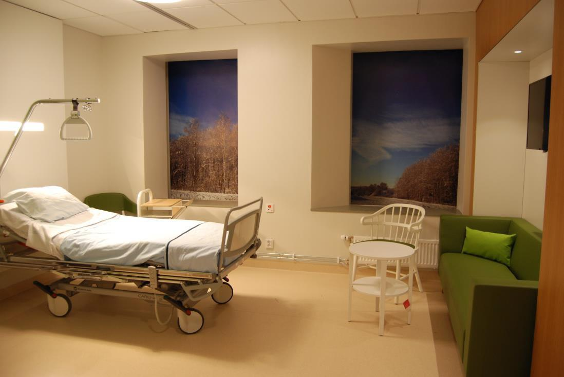 Figur 11. Exempel på hälsofrämjande sjukhusdesign i näraliggande framtid Modellrum inför nybyggnation vid Kungälvs sjukhus, 2016.