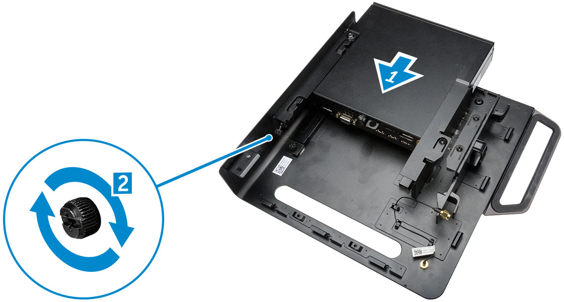 Rotera skruven medurs så att datorn säkras i chassit [2]. 3.