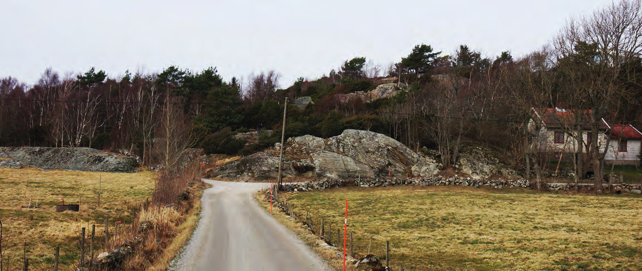 I utredningsområdets norra och västra delar finns stengärdesgårdar bevarade i terrängen. Äldre stengärdesgårdar med tillhörande grindstolpe finns bevarad i planområdets norra del.