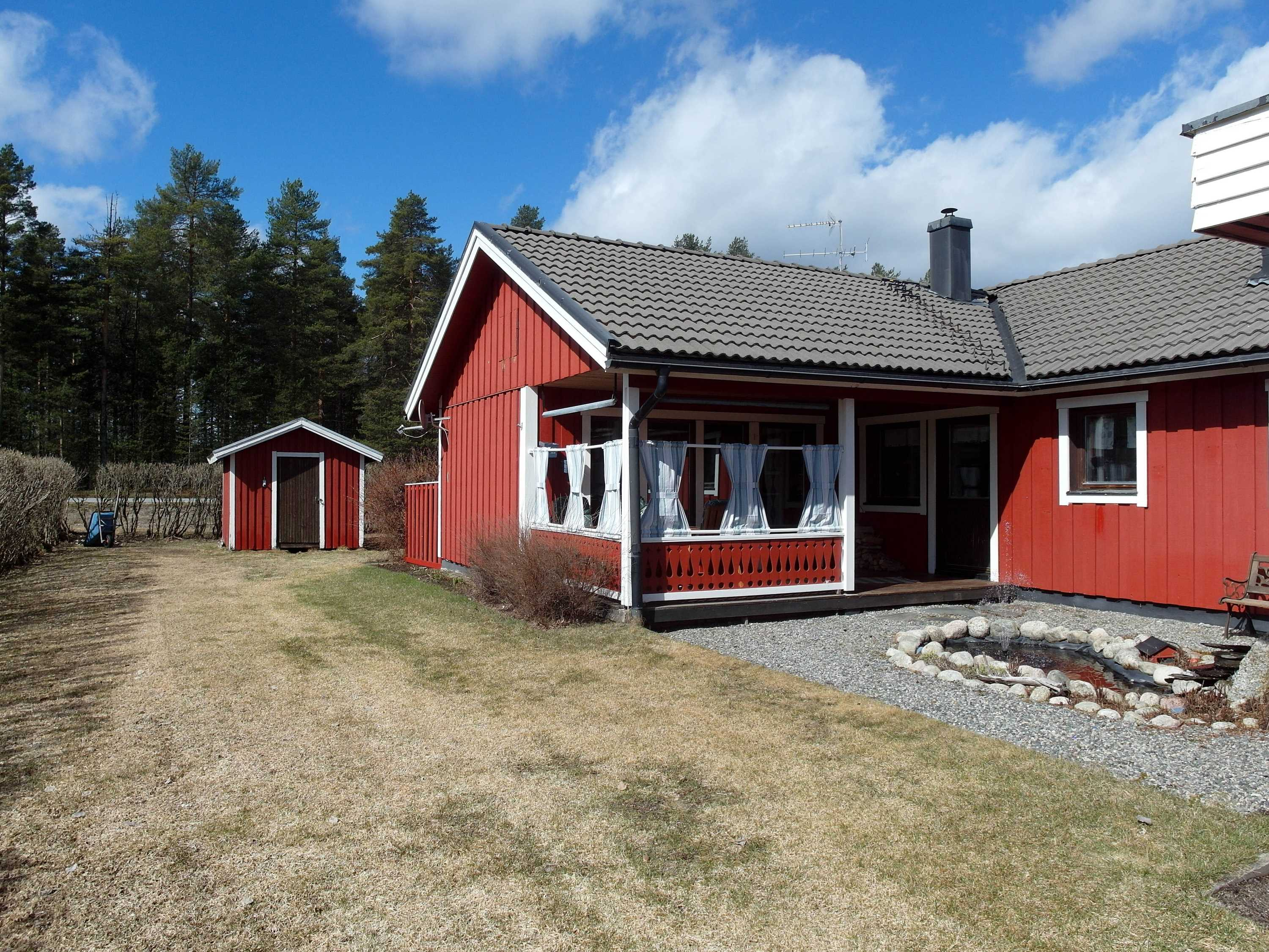 MÄKLARHUSET LYCKSELE