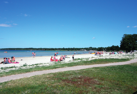 KÖPINGSVIK FRITIDSBOENDE VID EN AV ÖLANDS FINASTE SANDSTRÄNDER Drömmer du om ett strandnära fritidsboende på Öland?