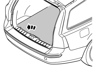 J3905064 Gäller V50 106 Gäller V50 Ta bort bagagerumsmattan. J8504575 107 Bänd loss de fyra utvändiga clipsen i framkant/nederkant av bakluckans tröskelpanel.