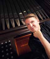 Härlanda Flickkör, Härlanda Voces och Härlanda Kammarkör med musiker 13/12 Fredag 19.00 Örgryte nya kyrka Luciahögtid Församlingens flick- och ungdomskörer. Hvitfeldtska musikgymnasiets kammarkör.