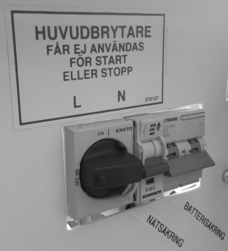 Inkoppling från kund FAS NEUTRAL Spänningar inom aggregatet