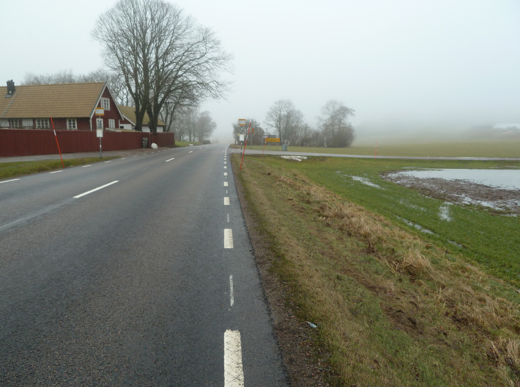 Sönnerstorpsvägen mot norr.
