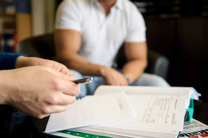 vi haft två influensa perioder under året, vilket är ovanligt och kan förklara en del av ökningen. Under 2015 har både medarbetarundersökning och ledarskapsunderökning genomförts.