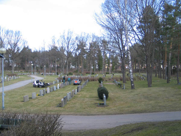 Vy över 1965 års utvidgning från söder (KI Västra begrav. 171 ) Vy över områdets nordvästra del (KI Västra begrav.