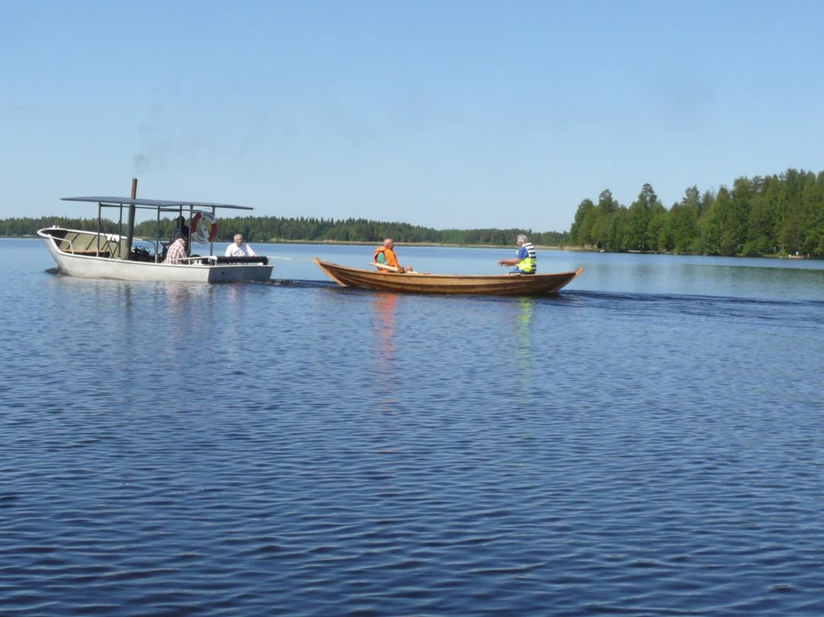 Flottningsbåt i trä Flottningsbåt i trä efter varpbåten STORA, Marmafjärden Foto: Tommy Holmström Projektägare: Marmabygden Vision, sektion i Älvkarleby Hembygdsförening Projektledare: Jarl Holmström