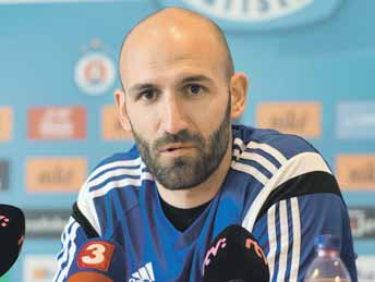 Šefčík), Soumah, Cleber Oršula (58. Čavrič). ROZHODOVAL: Leško 1500 divákov. ŠKF SEREĎ FC ViOn ZLATÉ MORAVCE-VRÁBLE 3:1 (1:1) GÓLY: 37. Djiby Ba, 50. Mečiar, 67. Laura 20. Rejdovian.