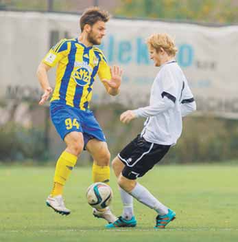 5 vičkou Robert Tambe a tretí gól pridal Anton Sloboda. PETER JAČIANSKY Prešov sa vrátil do najvyššej súťaže, momentálne je posledný a trápi sa v koncovke.