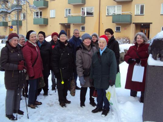 00, 2/10-11/12 Ansvarig: Ingegerd Spiliopoulou, tfn 648 38 05 Friskvård Promenader med kaffepaus Onsdagar 11.