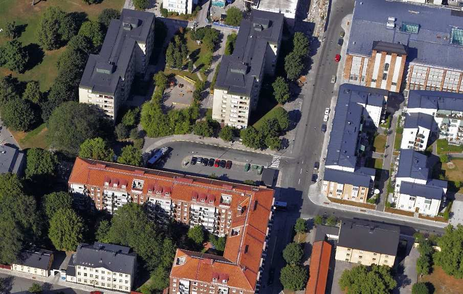 Sida 3 (6) Gällande planer Översiktsplan för Stockholm Enligt stadens översiktsplan berörs det aktuella området av strategi 1 vilket innebär att centrala Stockholm ska fortsätta att stärkas.