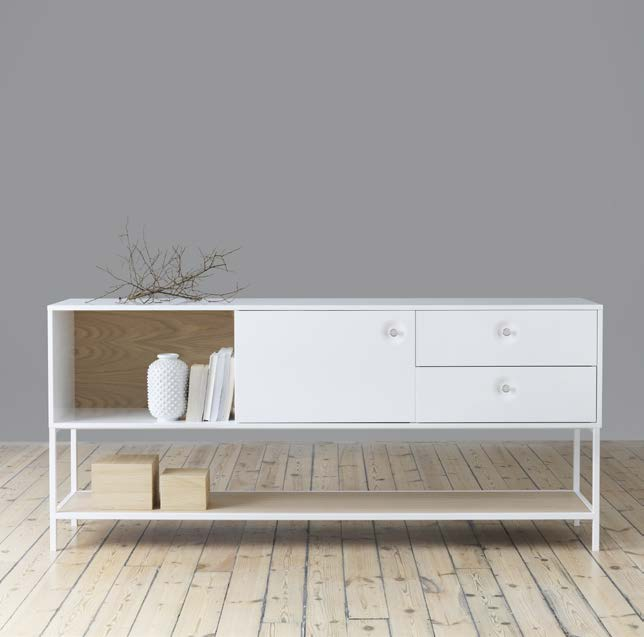 Viti Design Stina Sandwall Art nr bxdxh cm utförande Pris khaki NCS S4502-Y vit NCS S0500-N Sideboard 180 vit, 809 720 90-10 180x42x80 vit/ek/krom 21 710:- 809 720 90-20 180x42x80 vit/ek/mässing 21