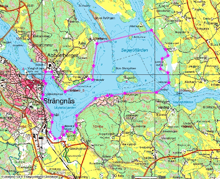 Figur 2. En hypotetisk bassäng som mottar vatten från biogasanläggningen. Karta från Lst GIS 2012-03-12. 1157,8 ha. Uppskattat medeldjup i området enligt sjökort är 5 meter.