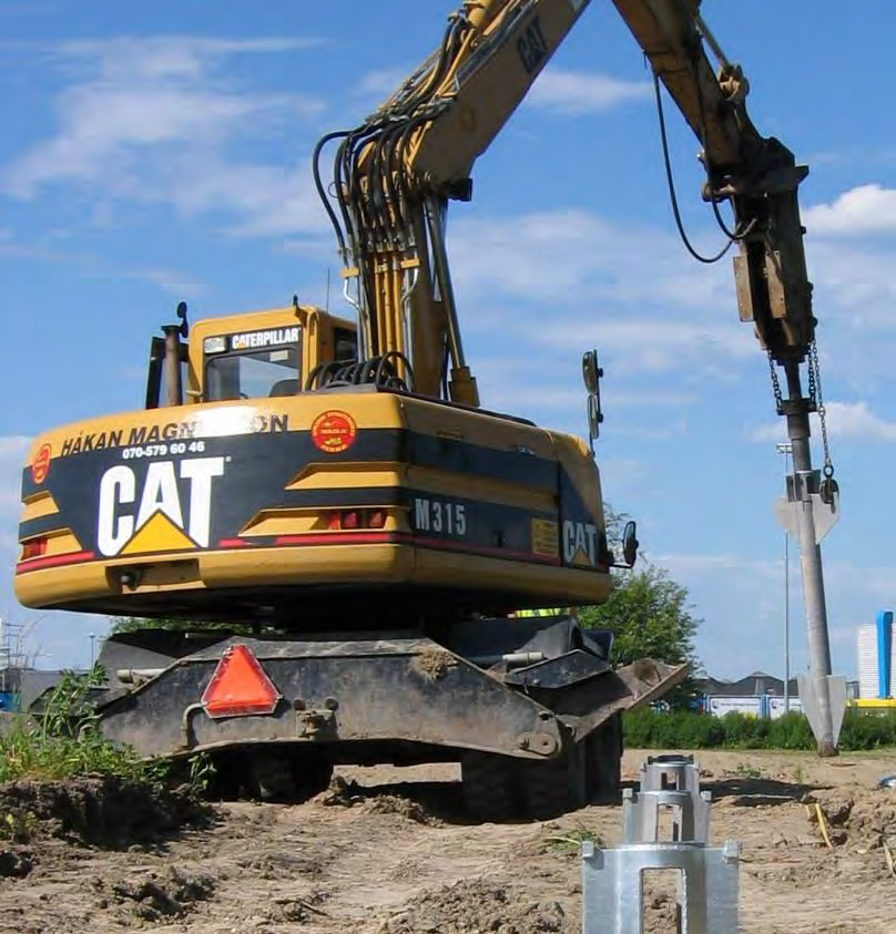 Vilken utrustning behöver jag bandgående maskin med hydraulhammare alternativt grävmaskin med hydraulhammare används för nedslagning.