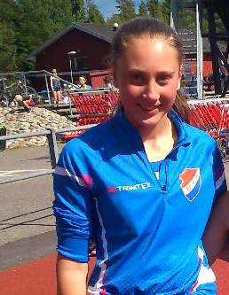 Eleonora Olsmats byter klubb 2014-11-29 20:43 Lycka till i Tureberg, Eleo! Vår klubbs främsta kastare Eleonora Olsmats lämnar DSK för att träna/tävla vidare med Tureberg.