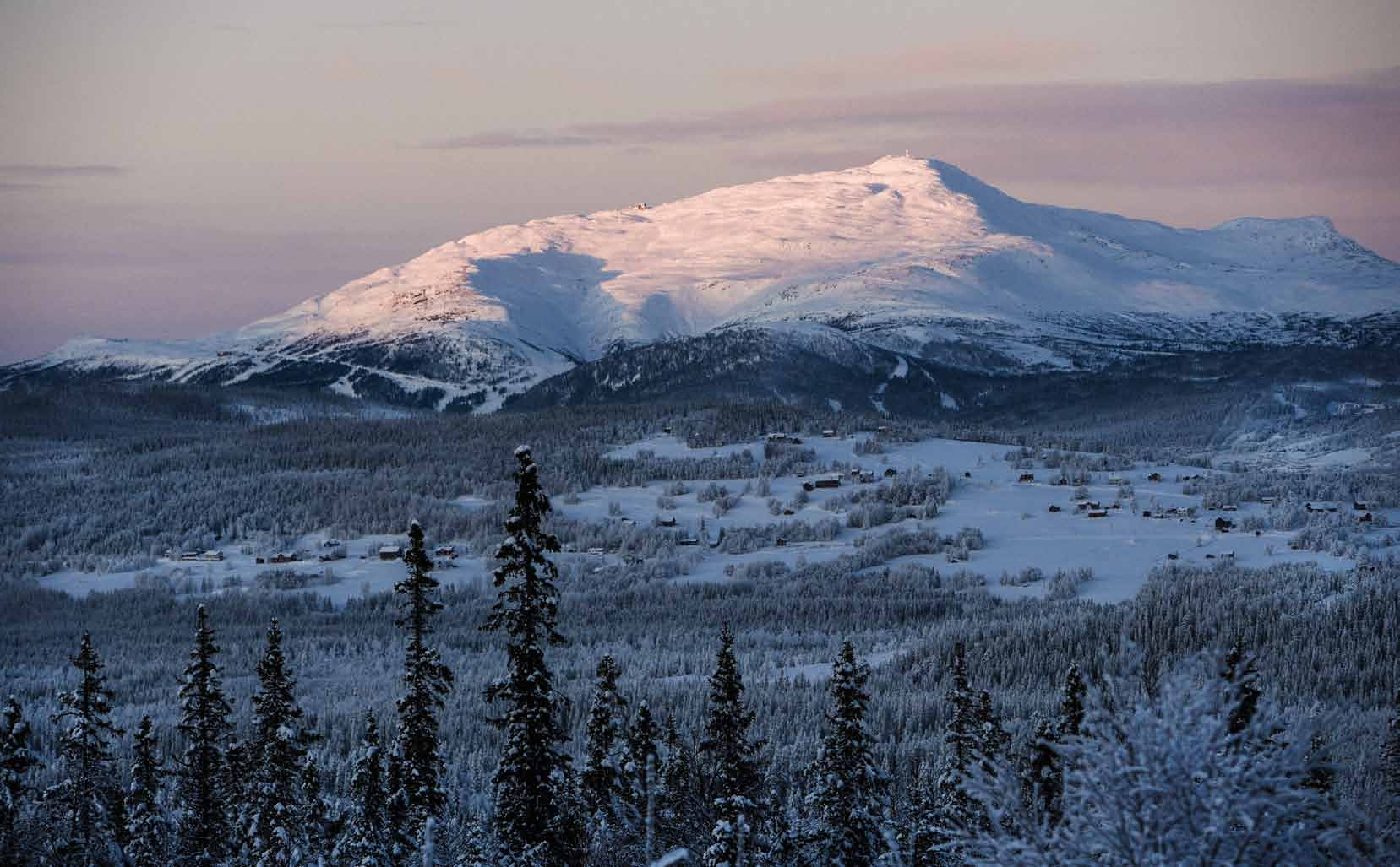 Bygg ditt drömboende i ett fjällområde utöver det vanliga Välkommen till Wikbacken i Åre Sadeln.