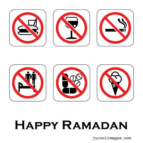 Fastan (Sawm) Ramadan, namnet på årets 9:onde månad i islamsk kalender. De fastar, man varken äter eller dricker något alls medan solen är uppe.