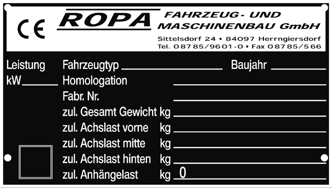 och bakre axeln på fordonsramen, under fabriksnumret (1). 1 2 Skriv i följande bild på typskylten in din maskins data.