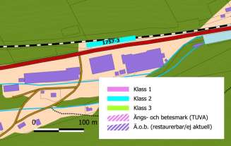 ID 1757-3 Kommun Bollebygd Sida av vägen Norra, ytterslänt Längd (m) 100 Naturvärde Klass 2 Flora svartklint 3,