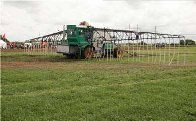 Matarslangsystem Framtida tekniker Självgående spridare med matarslang och slangtrumma 5 Baltic Manure Baltic forum for inventive Techniques for sustainable MANure precessing BALTIC MANURE En länk