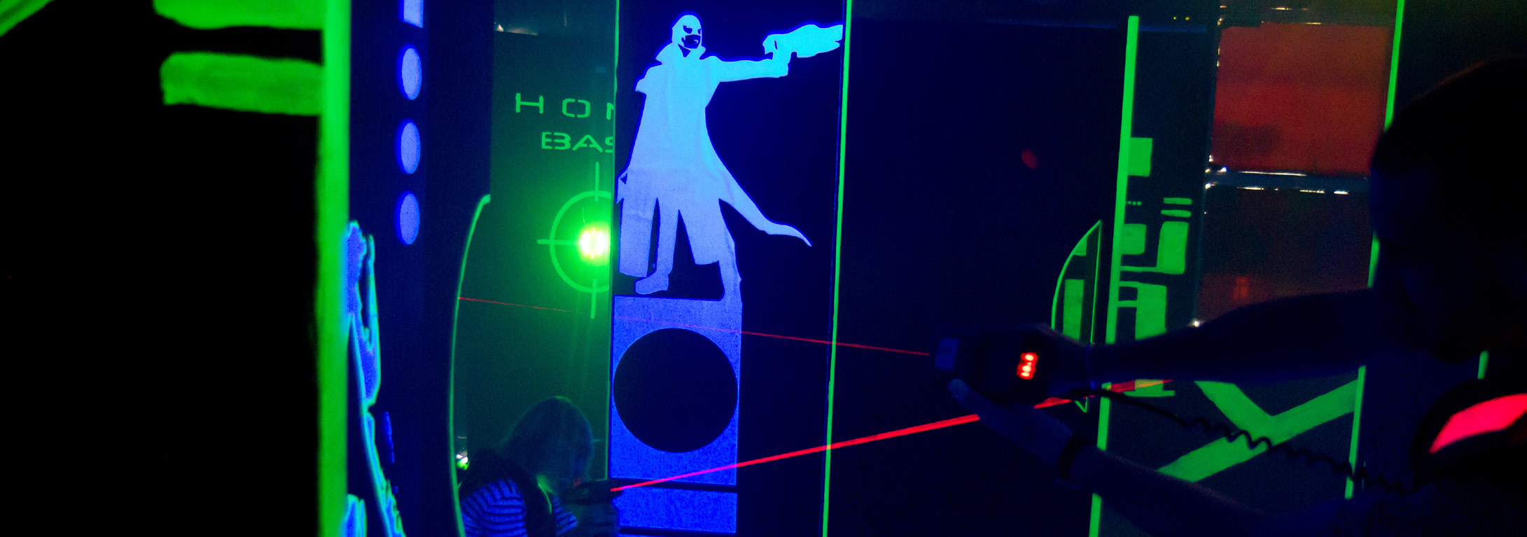 Fritidsgårdarna i Torsås kommun inbjuder till Lasergame i Kalmar Torsdagen den 20/2 Speltid: kl. 12.30 14.00. Anmälan till Torskolans fritidsgård senast torsdagen den 13/2 kl. 12.00. Tel: 334 80. OBS!