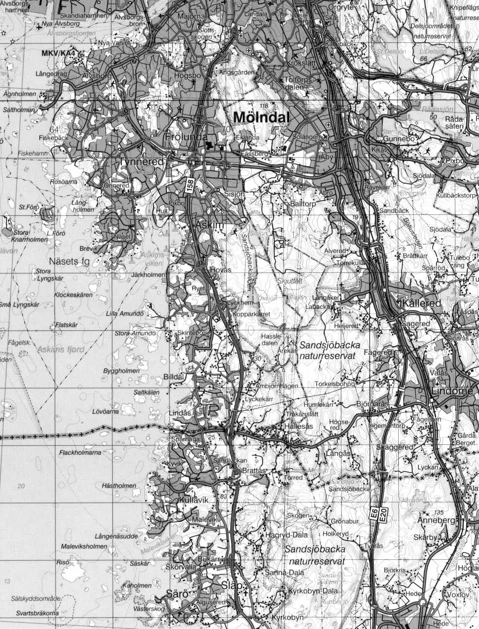 Trollåsen Fig. 2. Utsnitt ur Blå kartan, blad 61 Göteborg, med platsen för undersökningen markerad. Skala 1:100 000.