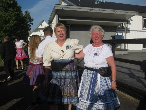 Eva och Ingers dansvecka i Bödabaden Lördag 8 augusti gav vi oss iväg tidigt på morgonen med kosan inställd på Öland.