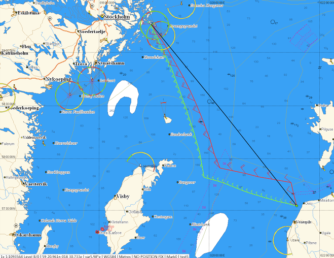 vädertjänster och egna observationer av väderläget används även som underlag för navigatörens beslut.