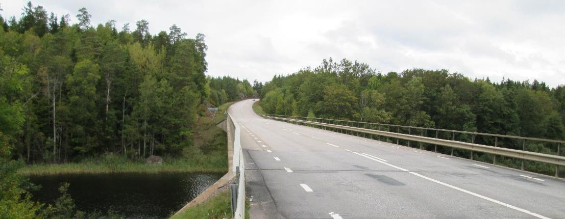 Bild 2. Bron över Marströmmen.