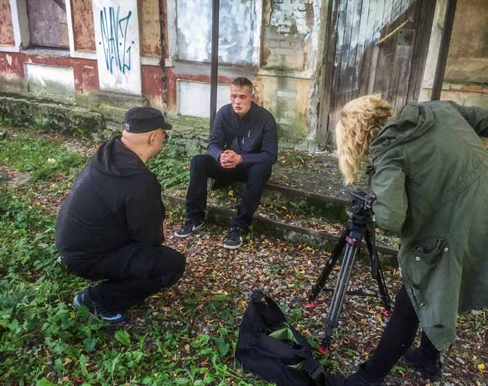 Korrespondenterna Foto: SVT närvaro på fler orter kan vid en första påsyn tyckas positiv, men innebär samtidigt en närvaro med mindre personal, och utmaningar att upprätthålla en redaktionell nivå,