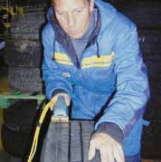 Här används Michelins broschyr välj rätt linje för att bestämma vilket mönster som är