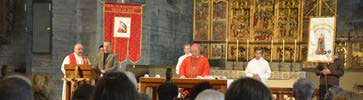 SKM NA ŠVEDSKEM Binkoštno romanje v Vadsteno Rojaki z vse Švedske so letos že 43. prišli na romanje k sveti Brigiti Švedski v Vadsteno.