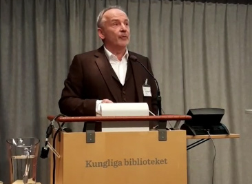 Kungliga biblioteket har fått i uppdrag av regeringen att nationellt samordna införandet av principer för öppen tillgång till vetenskapliga publikationer.
