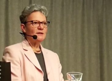 Beate Eellend underströk att de totala kostnaderna för vetenskaplig publicering är en mycket viktigt faktor.