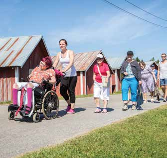 SOMMARLÄGER 2017 6. Dansa och pausa på Sälgrund Ungdomsläger cirka 10 deltagare måndag 17 fredag 21 juli 2017 Är du en ungdom mellan 16 och 26 år ska du komma på detta läger!