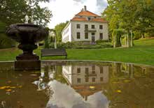 Historiaa Byggandet av Sveaborgs fästning medförde däremot välstånd och sysselsättning för Esboborna från och med mitten av 1700-talet.