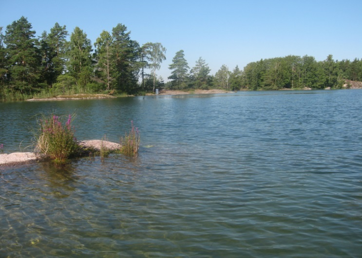 DUVFJÄRDEN Duvfjärden ligger i Askersunds kommun nordost om Stora Aspön cirka 4 kilometer ut från Vätterns västra sida.