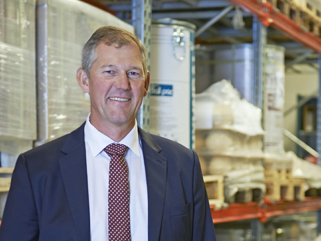 BEIJER TECH PETER KOLLERT, VD BEIJER TECH»Beijer Techs affärsområde Industriprodukter gynnas av den ökade inriktningen på nyckelfärdiga anläggningsprojekt medan Flödesteknik/Industrigummi utökat sina