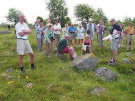Artikelförfattaren Rune Andersson (t.v) reflekterar över hållbarhet i samband med NKF:s årsmöte i Halland 2006. Foto: Mats Folkesson.