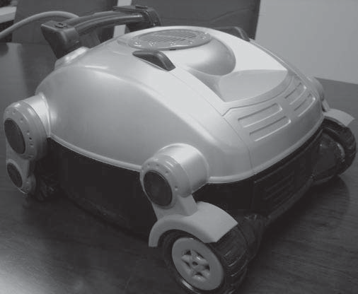 Manual NitroClean automatisk poolrobot Grattis till ditt köp av den automatiska poolroboten NitroClean. NitroClean är enkel att använda och underhåller din pool utan någon ansträngning.